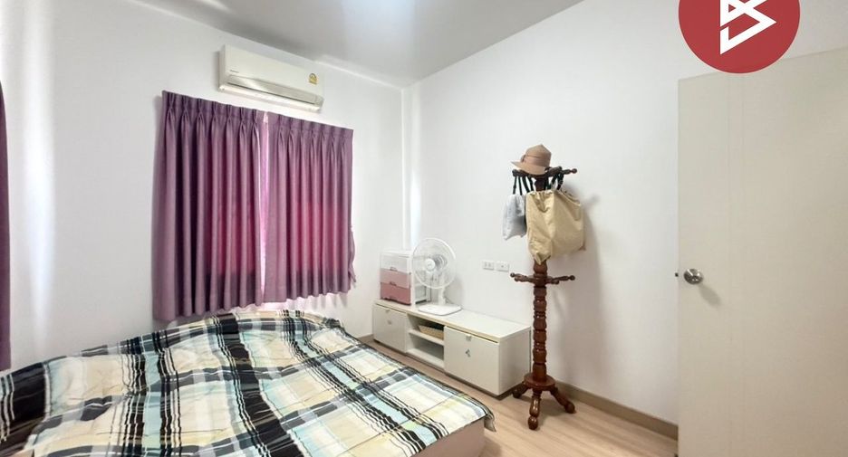 Reihenhaus zum Kauf mit 3 Zimmer in Phutthamonthon, Nakhon Pathom