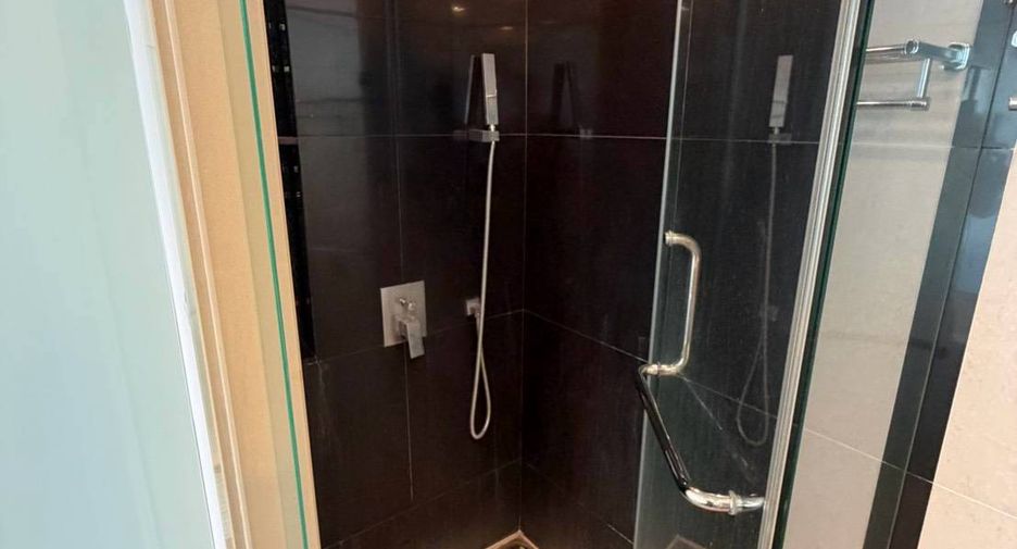 For rent 1 bed condo in Sathon, Bangkok