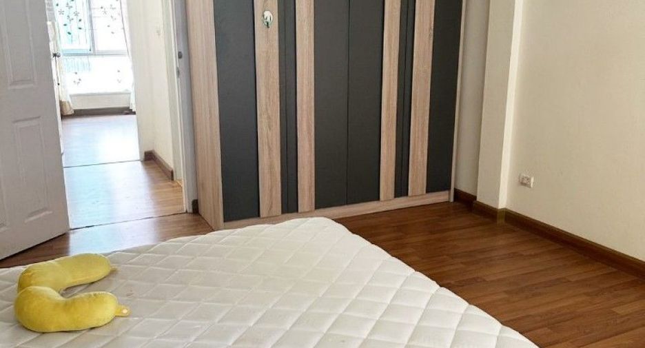 Reihenhaus zum Kauf mit 2 Zimmer in Nong Chok, Bangkok