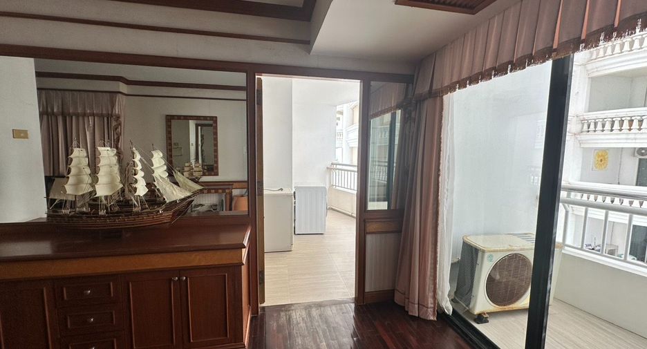 Wohnung zum Kauf mit 3 Zimmer in Bang Lamung, Chonburi