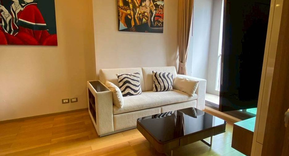 For sale 1 bed condo in Sathon, Bangkok