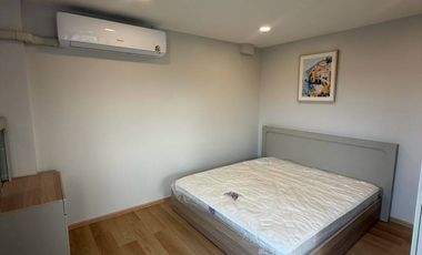 For sale 1 bed condo in Wang Thonglang, Bangkok