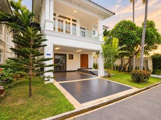 Villa en alquiler y en venta de 3 habitaciones en Na Jomtien, Pattaya