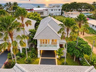 Villa en alquiler y en venta de 3 habitaciones en Na Jomtien, Pattaya