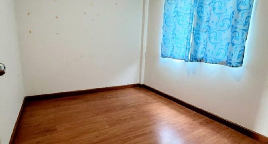 出售 3 卧室 联排别墅 在 Lam Luk Ka, Pathum Thani