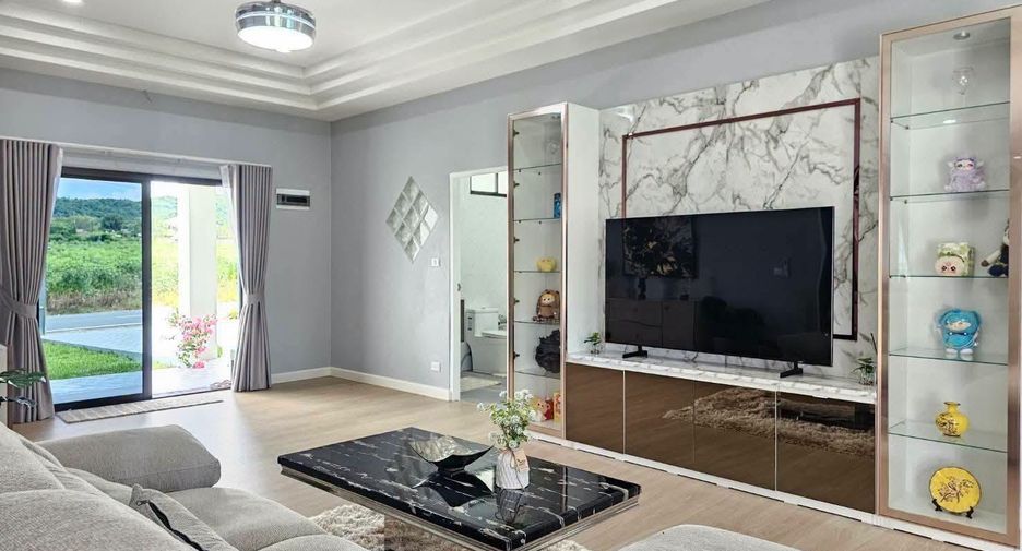 À vendre 3 chambres villa à Bang Saray, Pattaya
