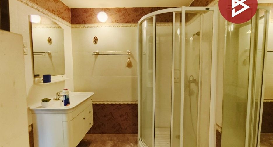 For sale 1 bed retail Space in Min Buri, Bangkok