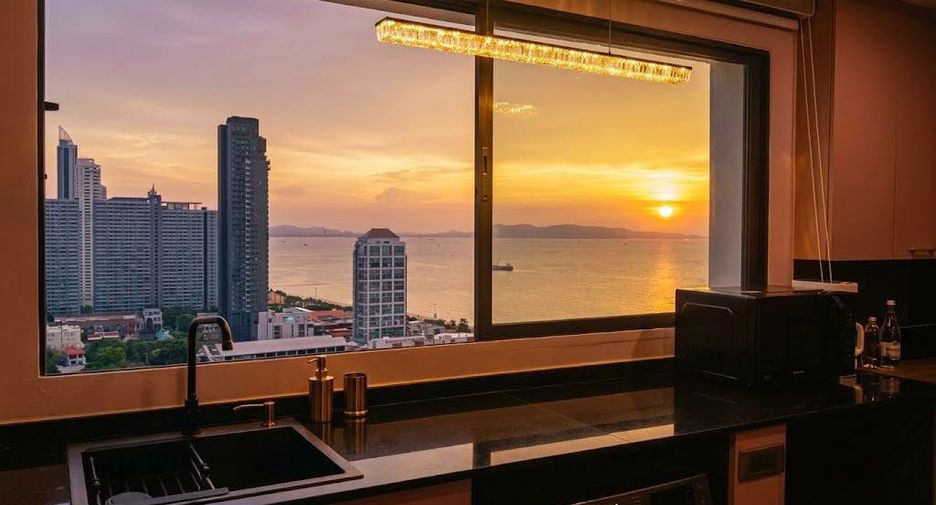 À vendre 2 chambres condo à Jomtien, Pattaya