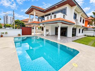 出售 4 卧室 别墅 在 Bang Lamung, Chon Buri
