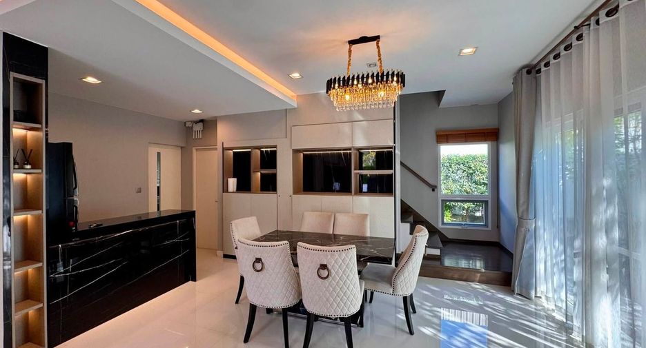 For rent 4 bedrooms house in Mueang Chiang Mai, Chiang Mai