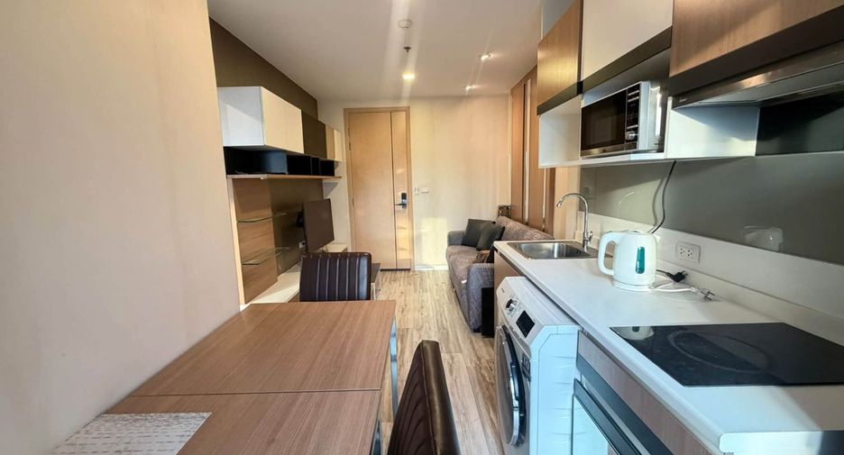 À vendre 1 chambre condo à Si Racha, Chonburi