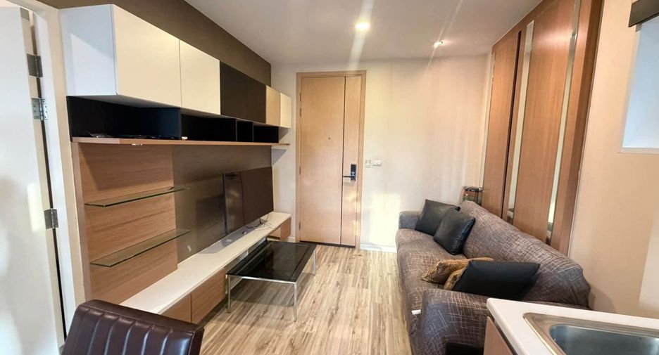 À vendre 1 chambre condo à Si Racha, Chonburi