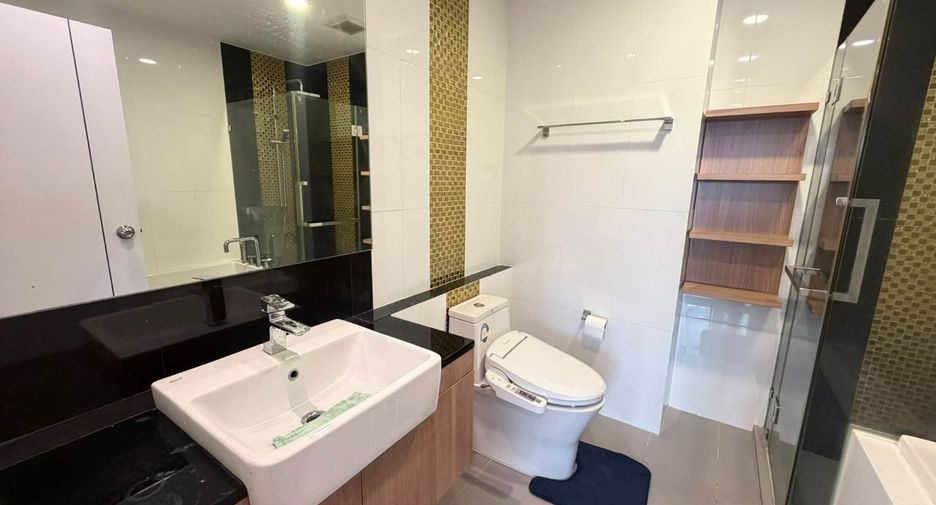 À vendre 1 chambre condo à Si Racha, Chonburi