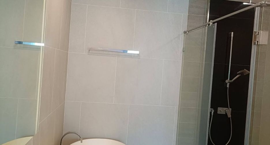 For rent そして for sale 3 ベッドルーム condo in Jomtien, Pattaya