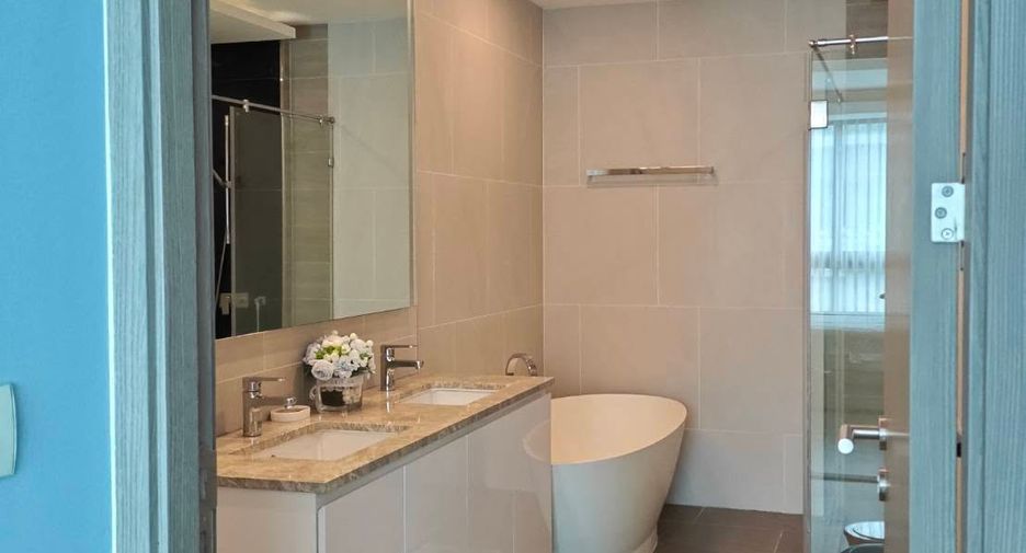 For rent そして for sale 3 ベッドルーム condo in Jomtien, Pattaya
