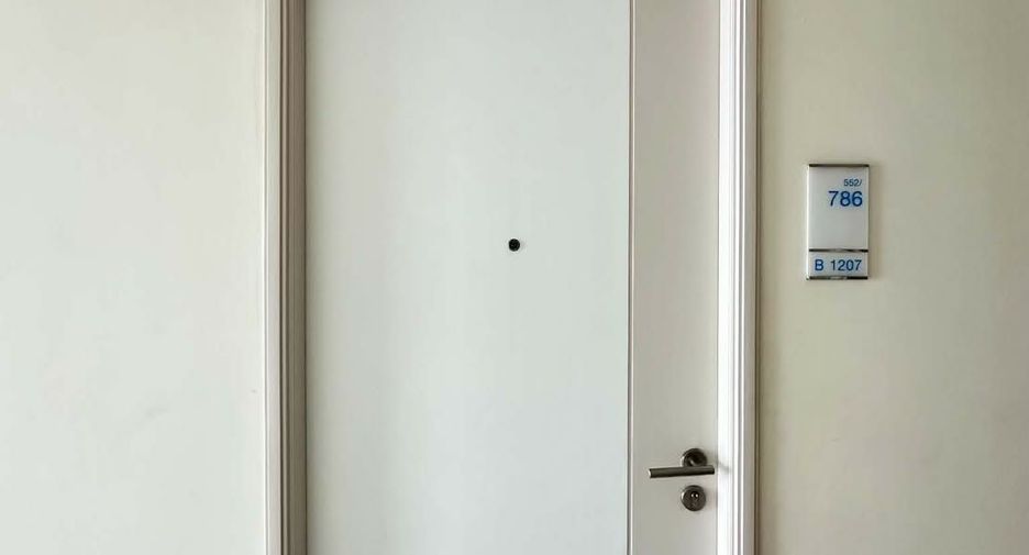 À louer et à vendre 1 chambre condo 