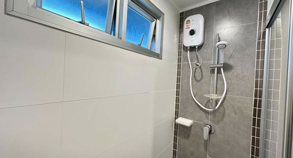 À louer et à vendre 1 chambre condo 