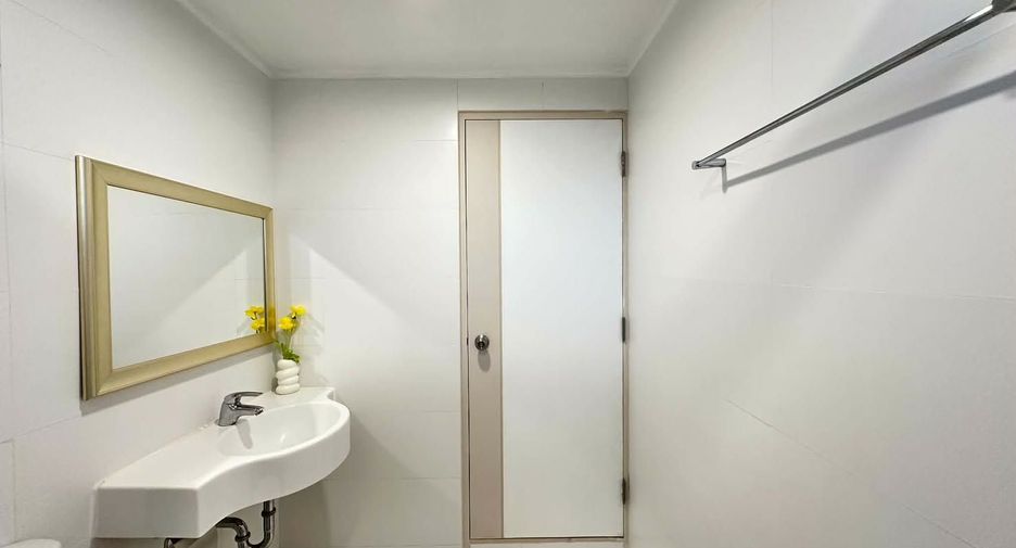 À louer et à vendre 1 chambre condo 