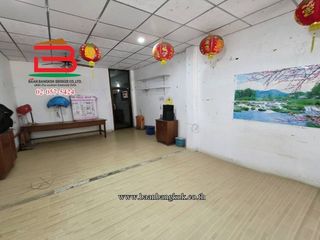 Local comercial en venta de 4 habitaciones en Thawi Watthana, Bangkok