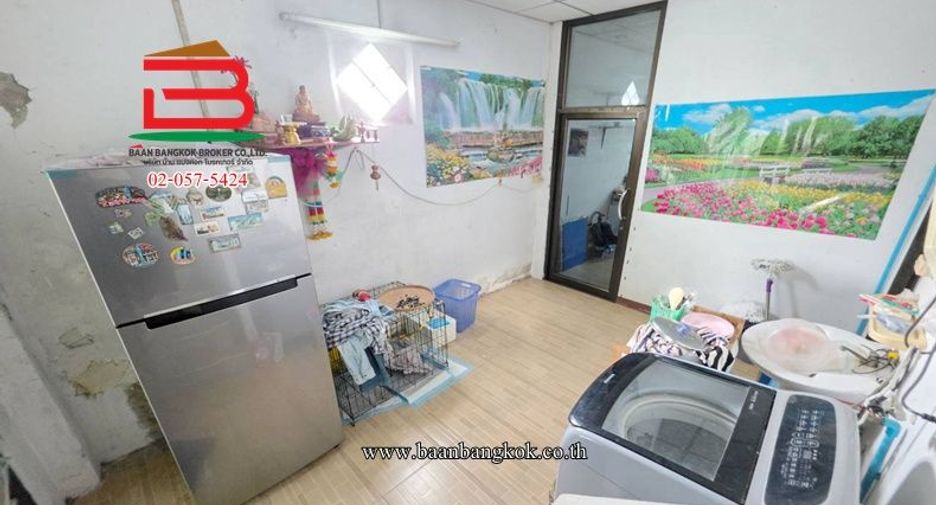 Local comercial en venta de 4 habitaciones en Thawi Watthana, Bangkok