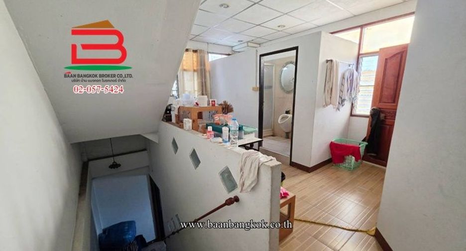 Local comercial en venta de 4 habitaciones en Thawi Watthana, Bangkok