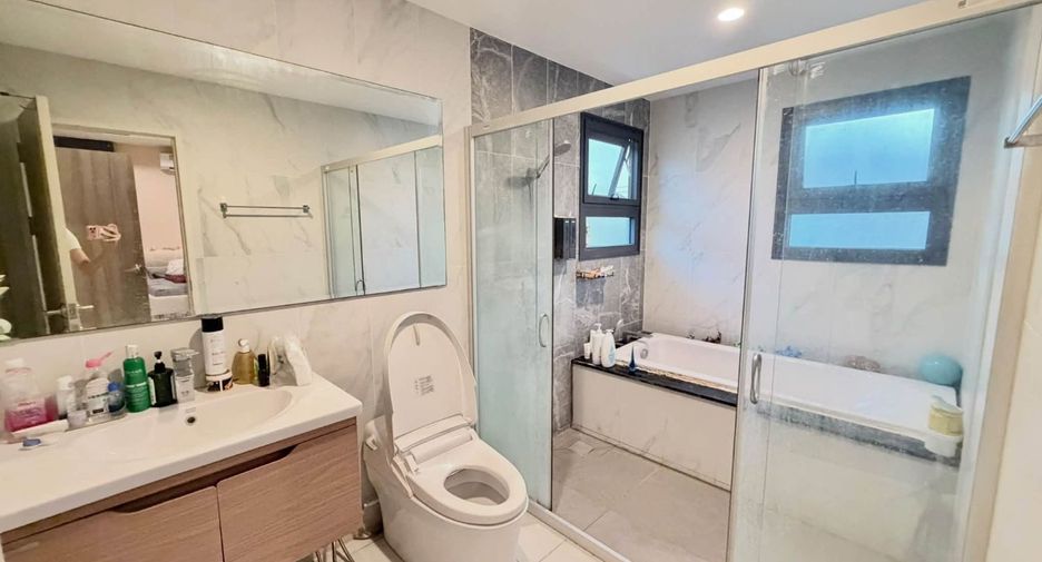 À vendre 4 chambres villa à Bang Lamung, Chonburi