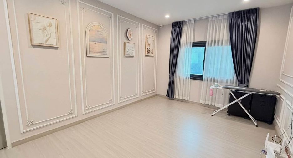 À vendre 4 chambres villa à Bang Lamung, Chonburi