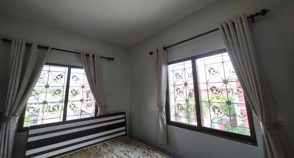 出租 3 卧室 独立屋 在 Bang Lamung, Chon Buri