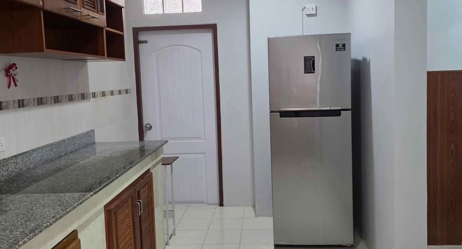 出租 3 卧室 独立屋 在 Bang Lamung, Chon Buri