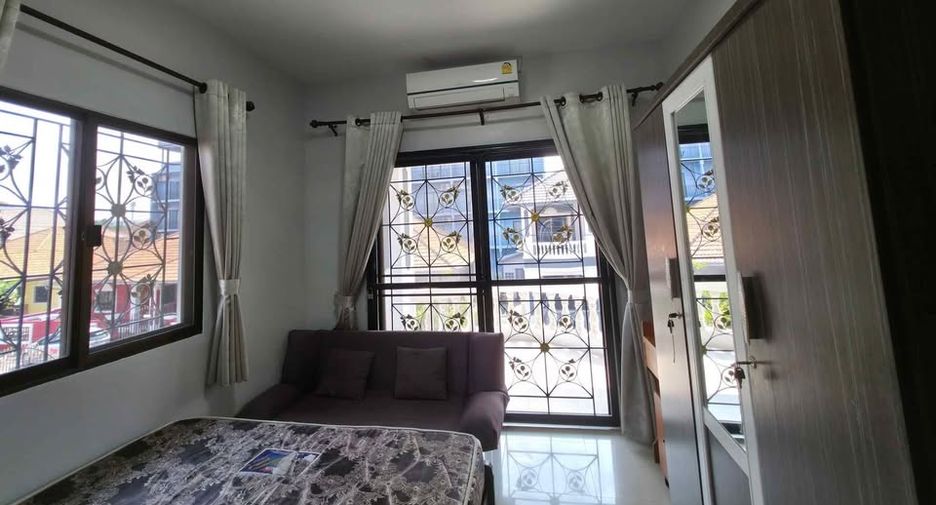 出租 3 卧室 独立屋 在 Bang Lamung, Chon Buri