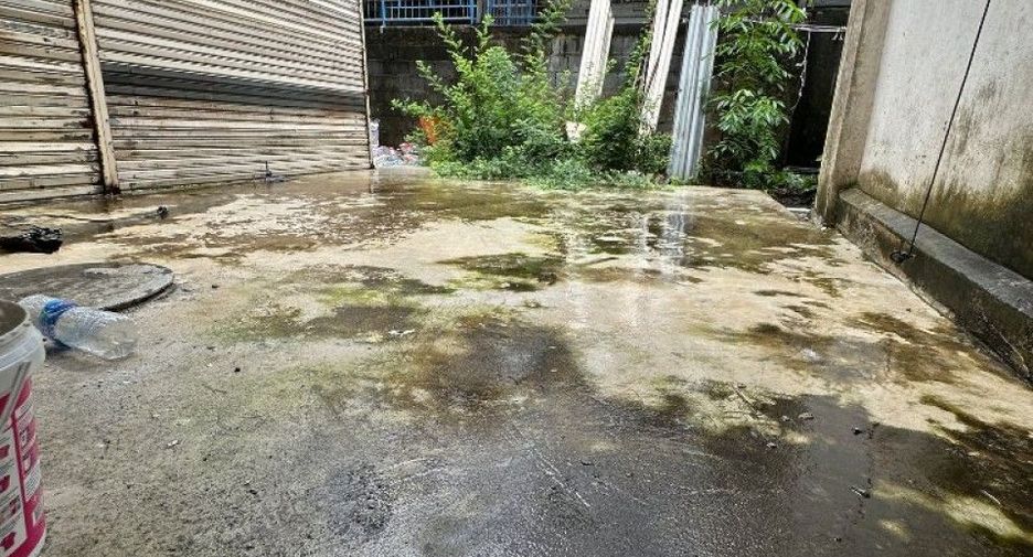 For sale retail Space in Chom Thong, Bangkok
