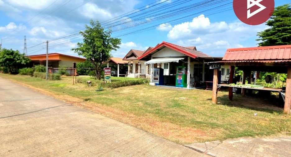 For sale 3 bedrooms house in Yang Talat, Kalasin