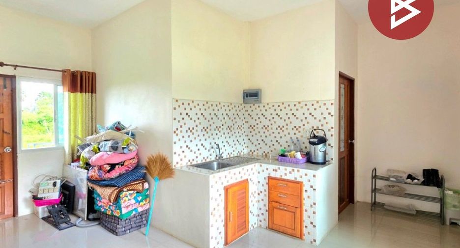For sale 3 bedrooms house in Yang Talat, Kalasin