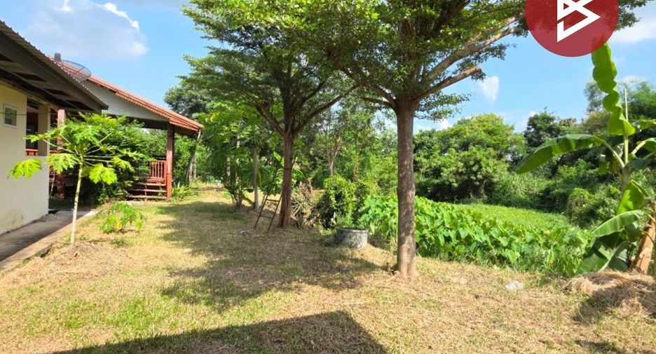 For sale 3 bedrooms house in Yang Talat, Kalasin