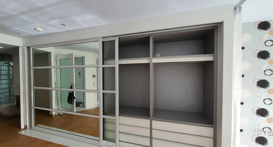 For sale 1 bed condo in Na Jomtien, Pattaya