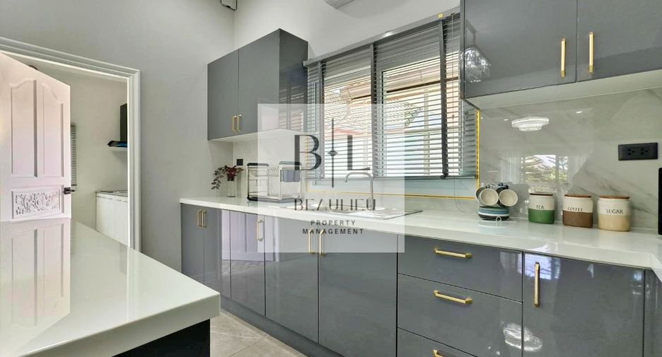 Haus zum Kauf mit 3 Zimmer in Huay Yai, Pattaya