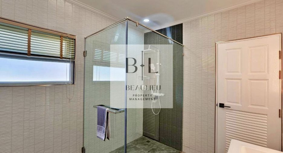 Haus zum Kauf mit 3 Zimmer in Huay Yai, Pattaya