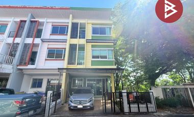 Casa adosada en venta de 2 habitaciones en Lat Krabang, Bangkok
