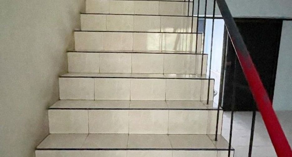 For sale 2 bedrooms retail Space in Mueang Ratchaburi, Ratchaburi