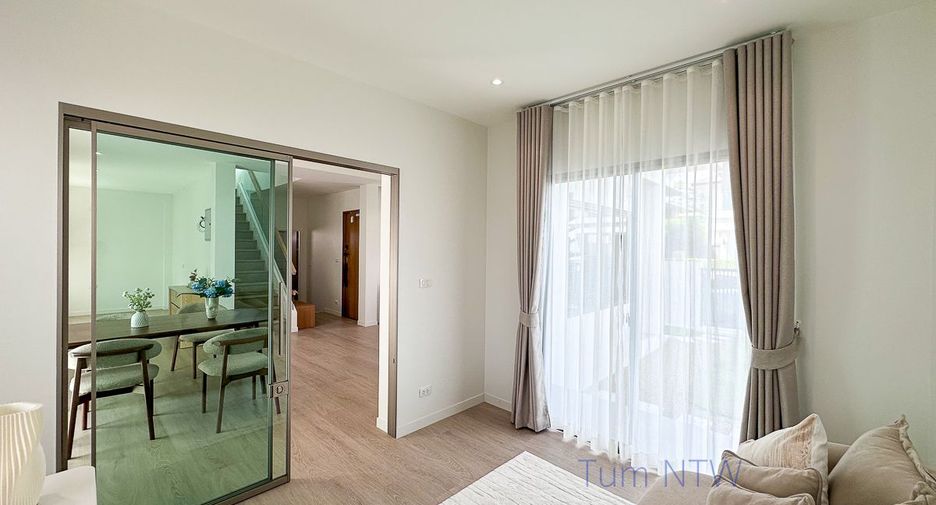 出售 4 卧室 独立屋 在 Mueang Chiang Mai, Chiang Mai