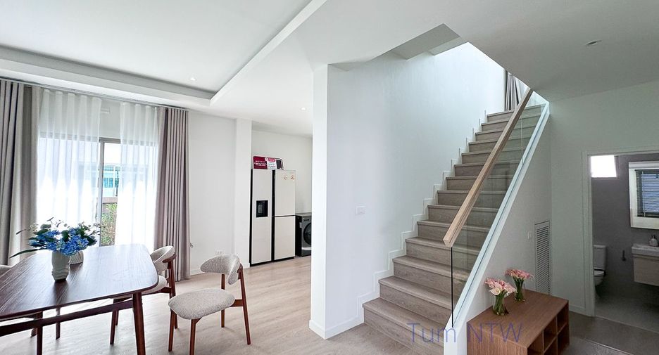 出售 4 卧室 独立屋 在 Mueang Chiang Mai, Chiang Mai