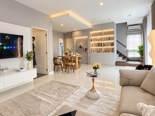 For rent 4 bedrooms house in Mueang Chiang Mai, Chiang Mai