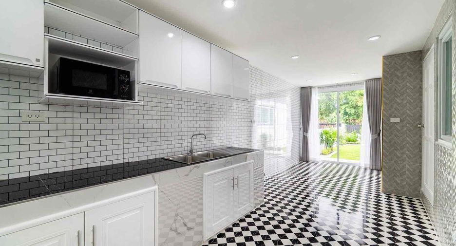 À vendre 3 chambres maison à Bang Lamung, Chonburi