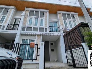 For rent 3 bedrooms townhouse in Bang Khen, Bangkok