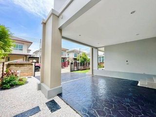 À louer 3 chambres maison à Krathum Baen, Samut Sakhon
