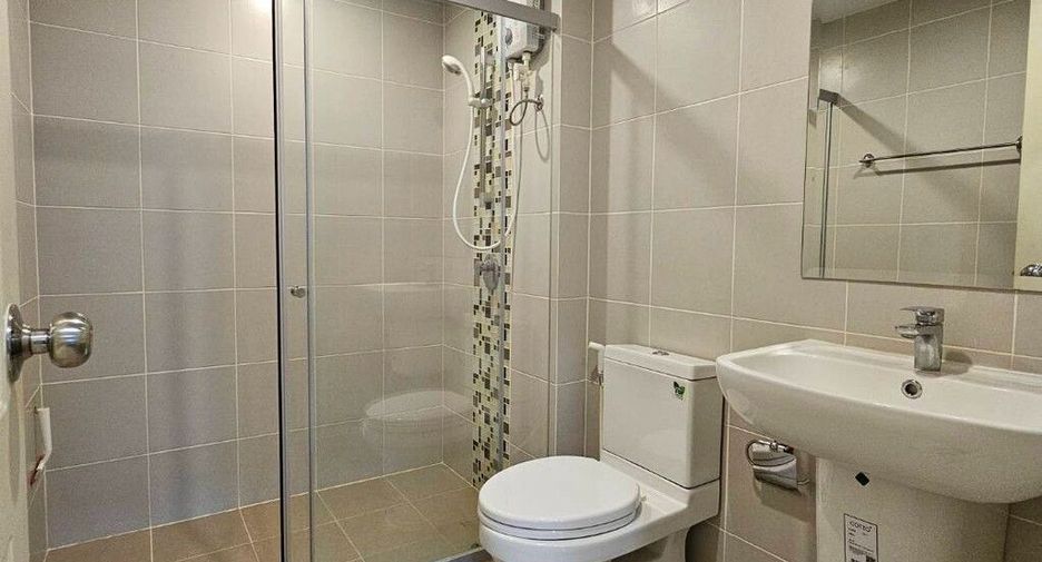 Wohnung zum Kauf mit 1 Zimmer in Bang Phlat, Bangkok