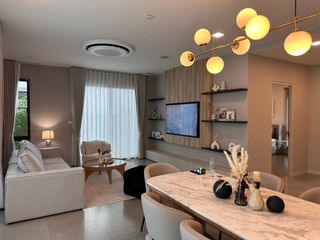 For sale 4 ベッドルーム house in Bang Phli, Samut Prakan