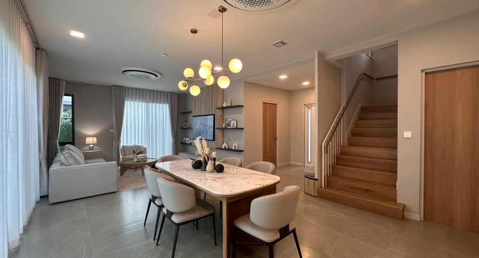 For sale 4 ベッドルーム house in Bang Phli, Samut Prakan