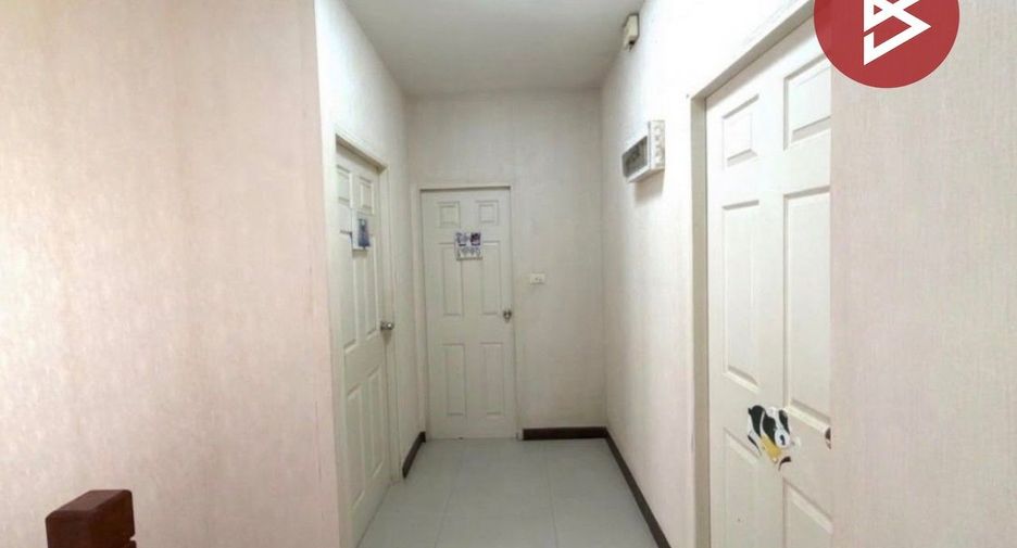 For rent and for sale 4 bedrooms house in Lam Luk Ka, Pathum Thani