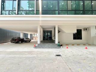 For rent 2 bedrooms office in Mueang Chiang Mai, Chiang Mai